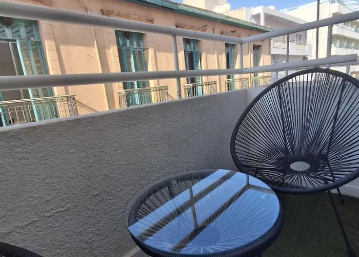 Lazuli Center 161 - 100 M From The