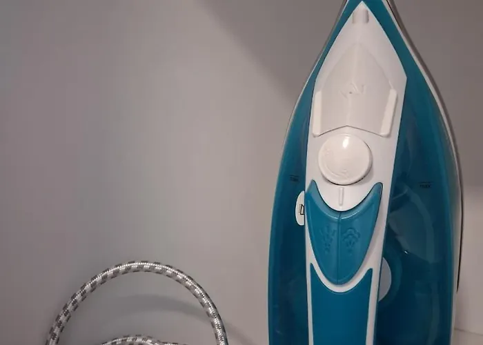 Lazuli Center 161 - 100 M From The * Larnaca