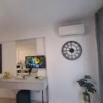 Lazuli Center 161 - 100 M From The