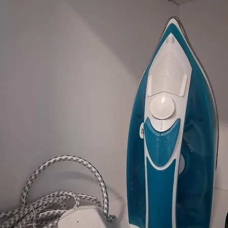 Lazuli Center 161 - 100 M From The * Larnaca