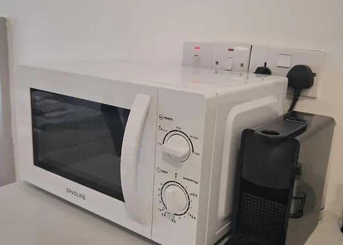 Lazuli Center 161 - 100 M From The *